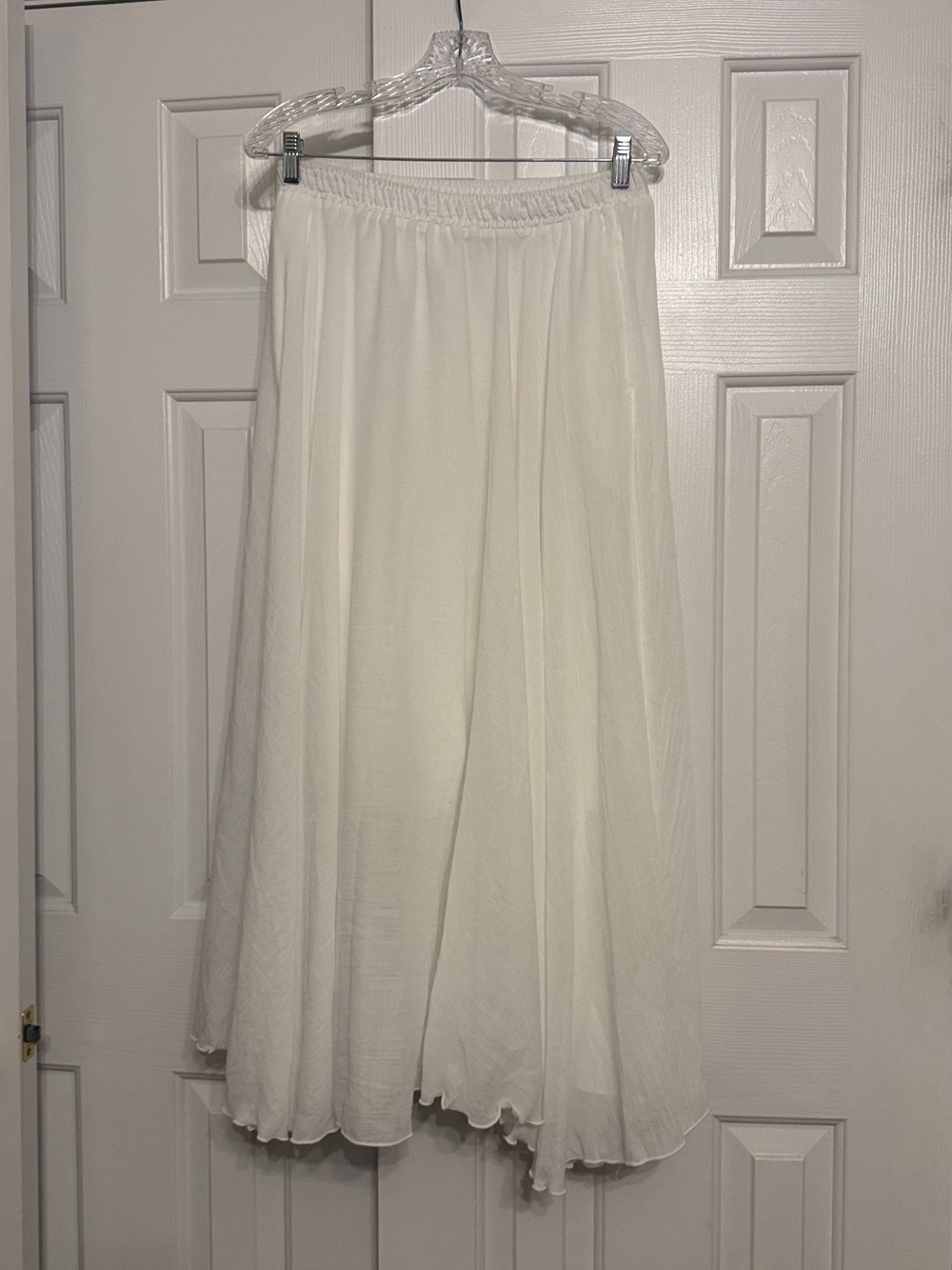 Maxi summer white skirt